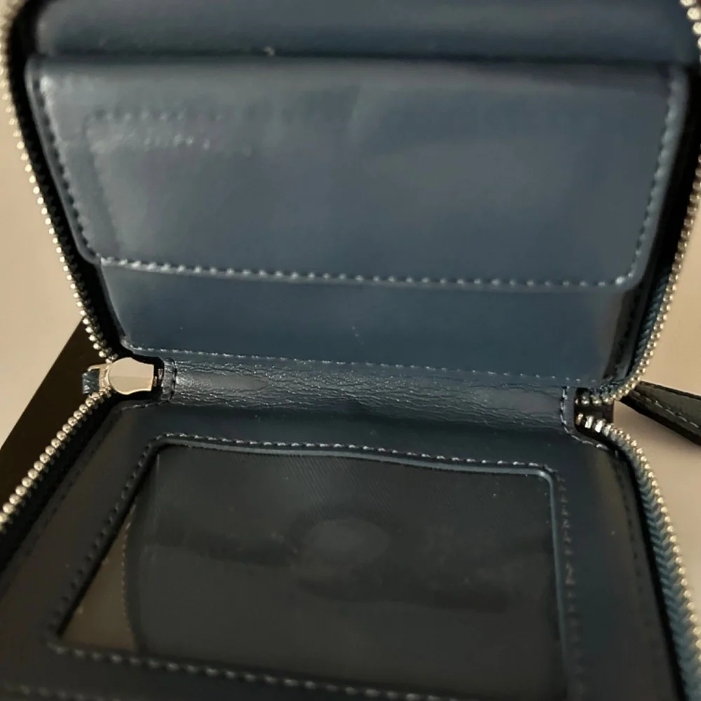 COACH CITY TOTE AND WALLET IN SIGNATURE CANVAS WITH COACH RADIAL RAINBOW